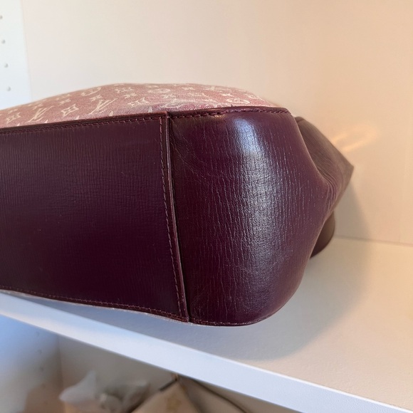 LOUIS VUITTON RendezVous
Shoulder Bag Idylle Sepia - Picture 12 of 17